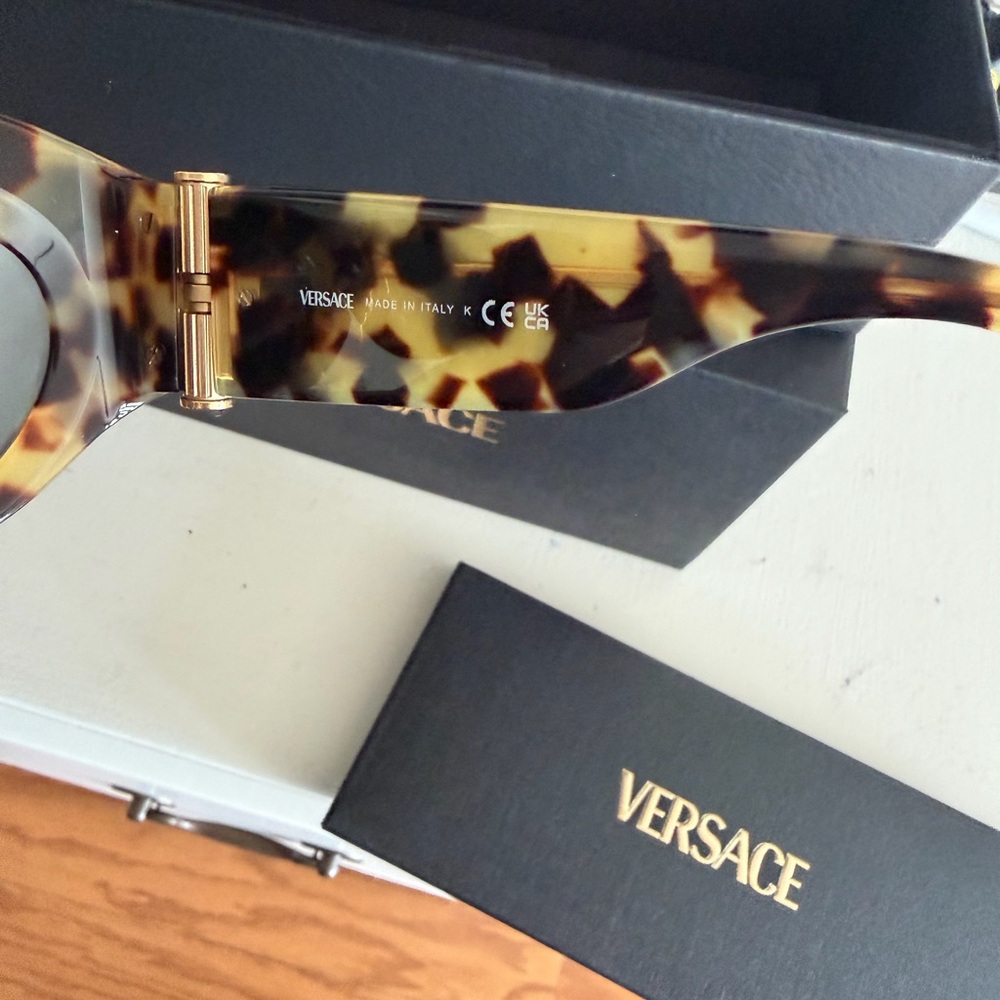 Versace Leopard Print Sunglasses - image 4